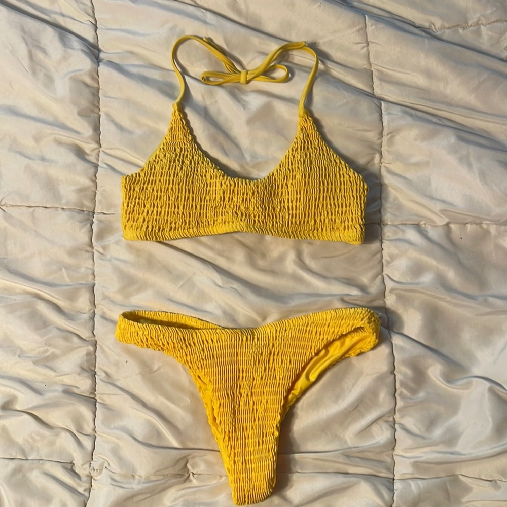 Yellow Bikini 💛